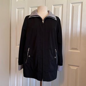 Nautica Women’s Water Resistant Black Lightweight Zip Up Rain Jacket Size Small